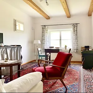  Apartment Historischer Pfarrhof Niederleierndorf Deutschland